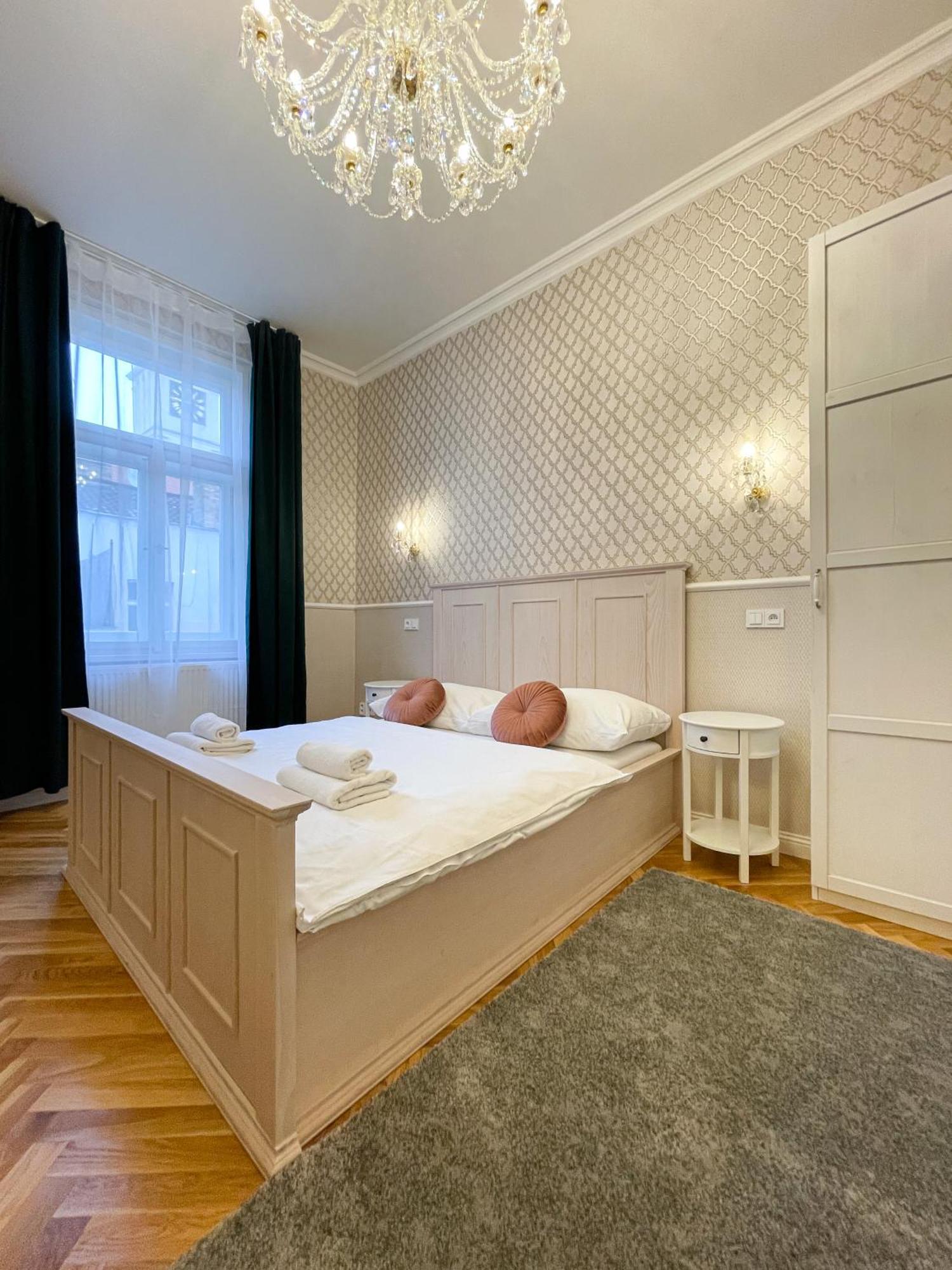 Stupartska - Premium Old Town Residence Prague Luaran gambar
